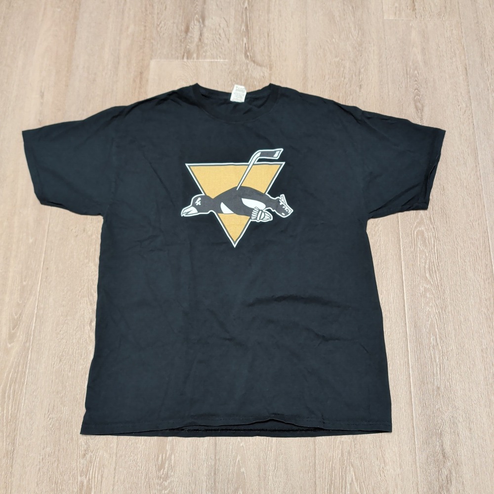 Fruit of the Loom Rivalry Pittsburgh Penguins NHL T-Shirt Womens XL Black Cotton